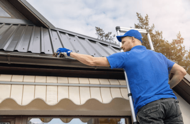 gutter cleaning in columbia